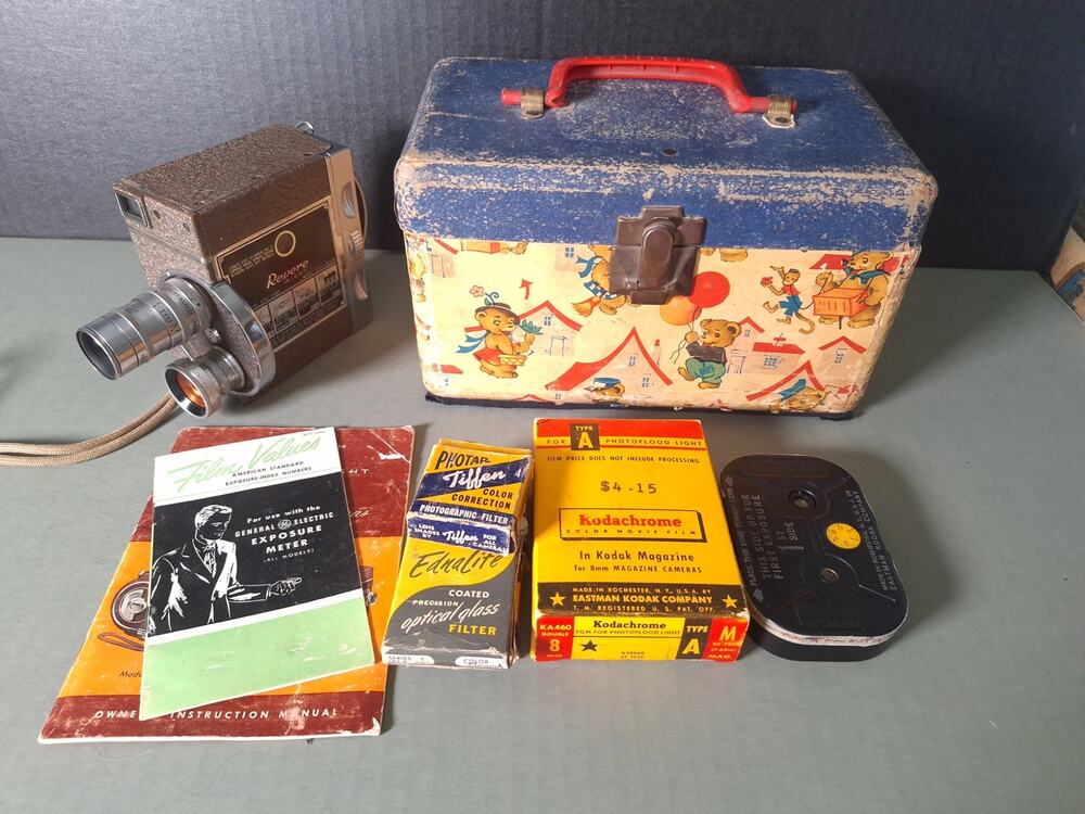 Revere Eight Model 67 8mm Movie Camera Set Case 2 Lenses Manuals Kodachrome